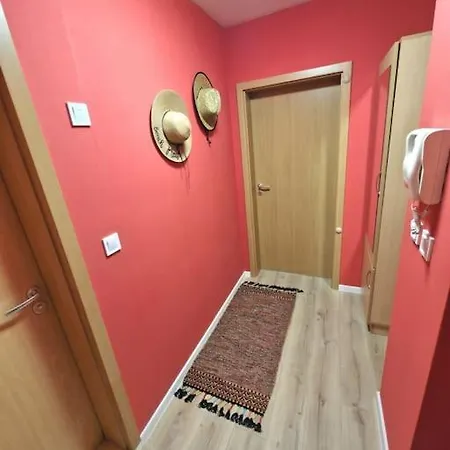 Апартаменты The Generals